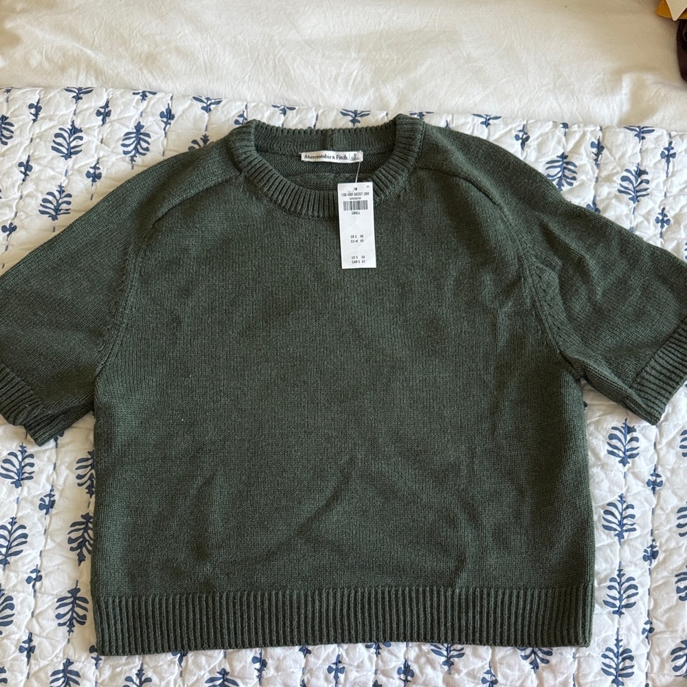 Women’s Abercrombie Green Sweater